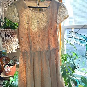 Beautiful Bsby Blue Lace on Pale Yellow Dress - Circle Cut Out - L - Boho